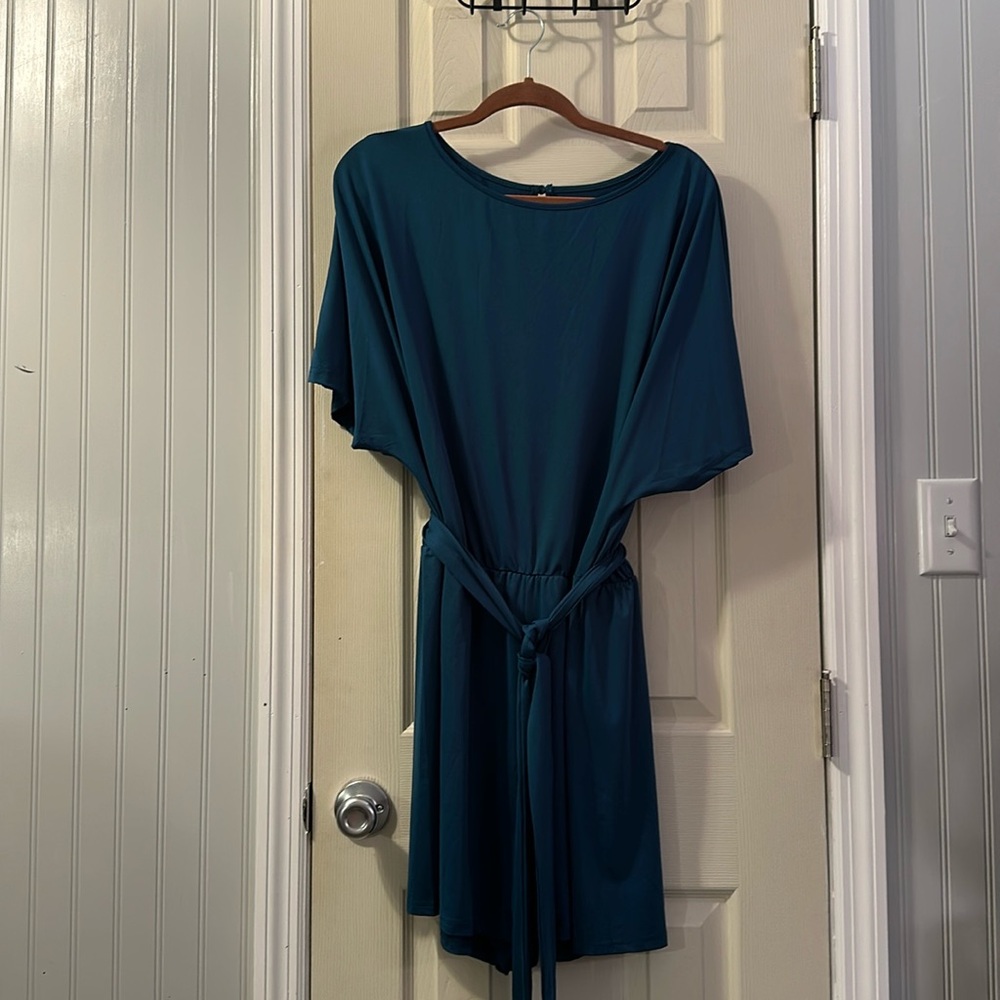 ⭐️buy 2 get 1 free⭐️ NWOT SHEIN Curve teal shorts romper w/tie. 3XL